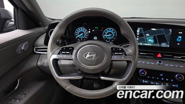 Hyundai AVANTE 2024 — photo 13