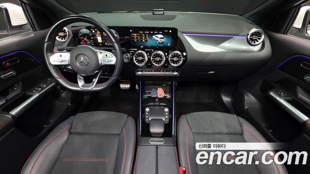 Mercedes-Benz GLA-Class 2023 — photo 7