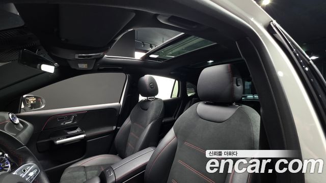 Mercedes-Benz GLA-Class 2023 — photo 18
