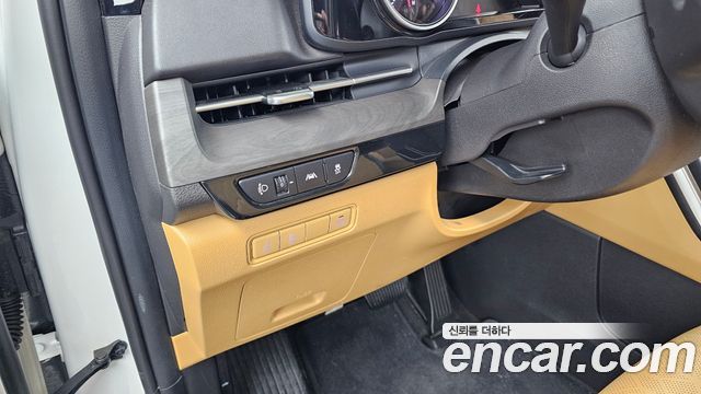 Kia Canival 2023 — photo 26