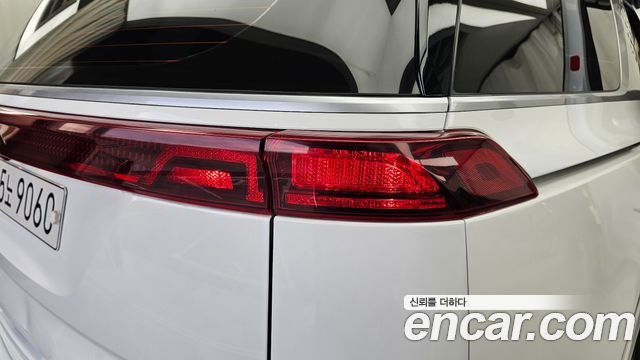Kia Canival 2023 — photo 9