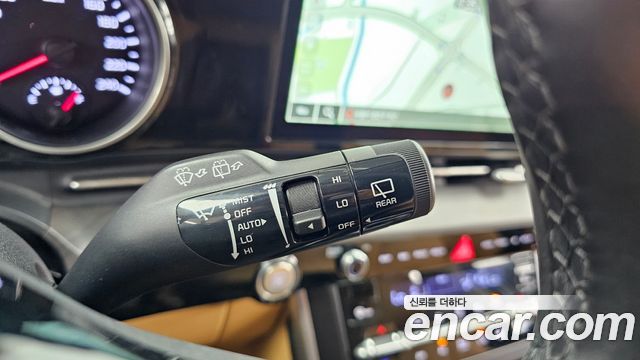 Kia Canival 2023 — photo 27