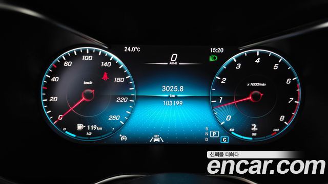 Mercedes-Benz GLC-Class 2020 — photo 11