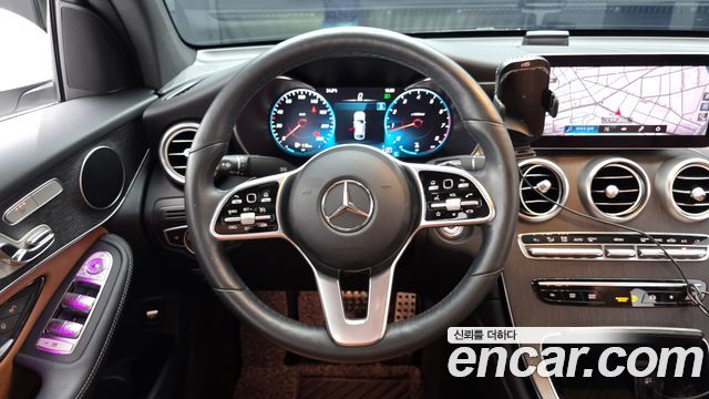 Mercedes-Benz GLC-Class 2020 — photo 19