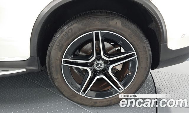 Mercedes-Benz GLC-Class 2020 — photo 7