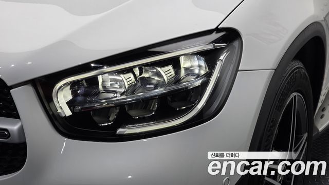 Mercedes-Benz GLC-Class 2020 — photo 8