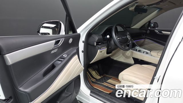 Genesis GV80 2023 — photo 13