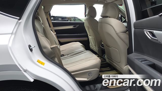 Genesis GV80 2023 — photo 18