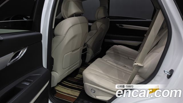Genesis GV80 2023 — photo 16