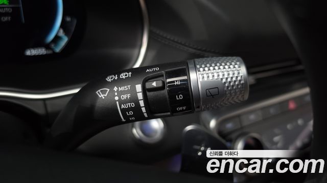 Genesis GV80 2023 — photo 28