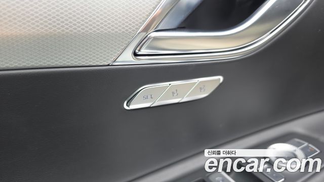 Genesis GV80 2023 — photo 29