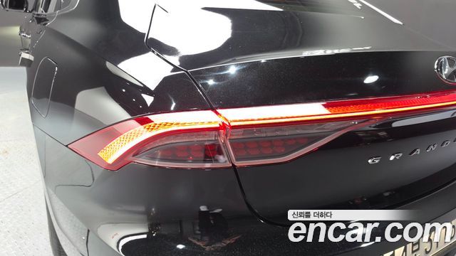 Hyundai Grandeur 2020 — photo 9