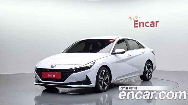 Hyundai AVANTE 2023 — photo 1