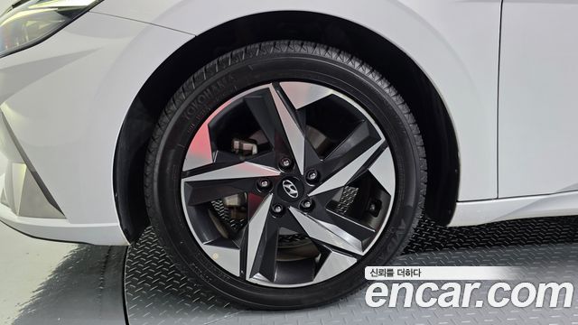 Hyundai AVANTE 2023 — photo 5