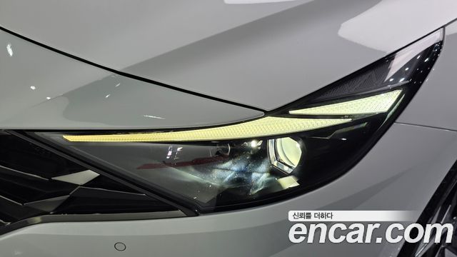 Hyundai AVANTE 2023 — photo 8