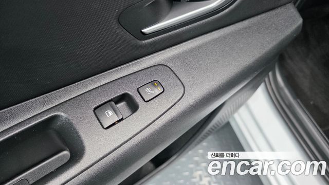 Hyundai AVANTE 2023 — photo 30