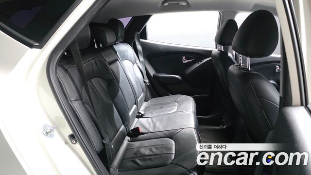 Hyundai Tucson 2013 — photo 17