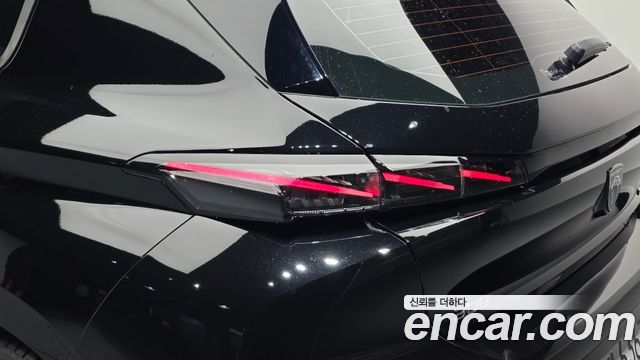Peugeot 308 2025 — photo 9