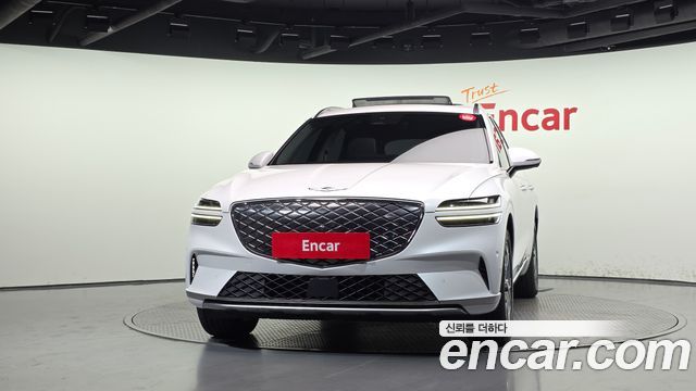 Genesis GV70 2022 — photo 3