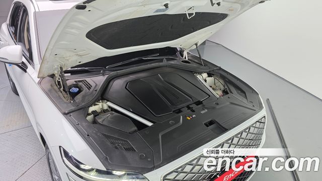 Genesis GV70 2022 — photo 6