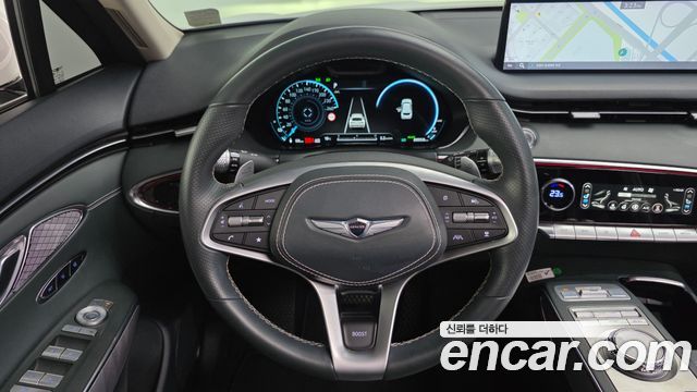 Genesis GV70 2022 — photo 13