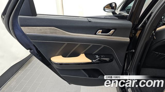 Kia K5 2021 — photo 15