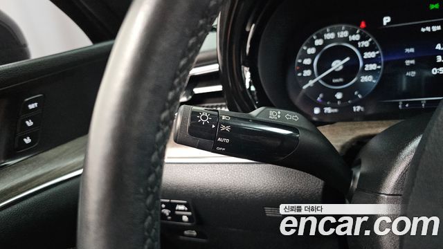 Kia K5 2021 — photo 29