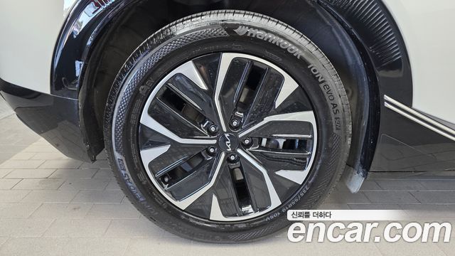 Kia EV6 2023 — photo 5