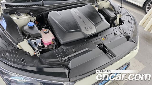 Kia EV6 2023 — photo 6