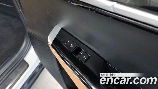 Kia EV6 2023 — photo 24