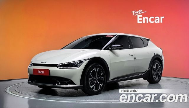 Kia EV6 2023 — photo 1