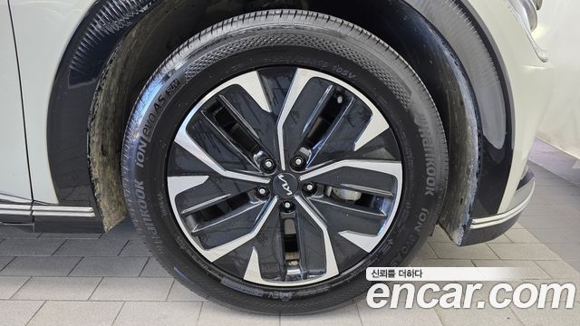 Kia EV6 2023 — photo 7
