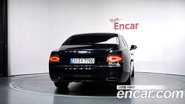 Bentley Flying Spur 2015 — photo 4