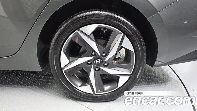 Hyundai AVANTE 2023 — photo 5