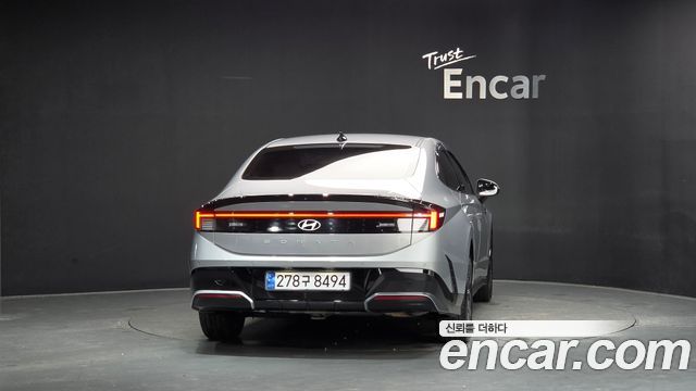 Hyundai Sonata 2025 — photo 4