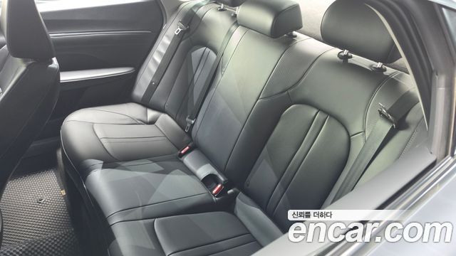 Hyundai Sonata 2025 — photo 28