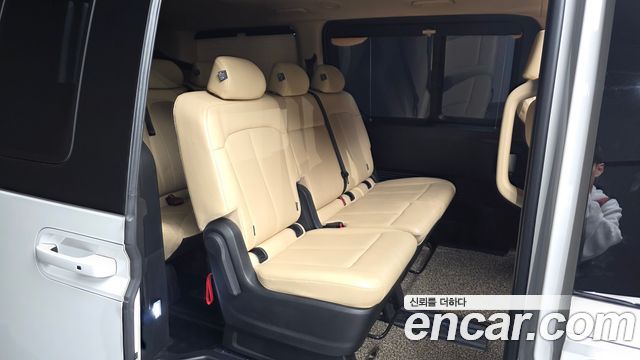 Hyundai Staria 2022 — photo 17