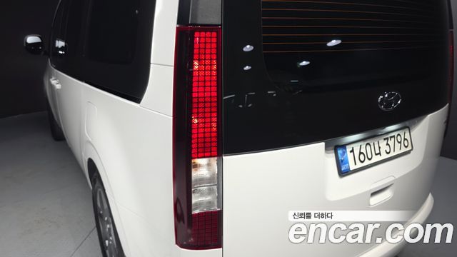 Hyundai Staria 2022 — photo 9
