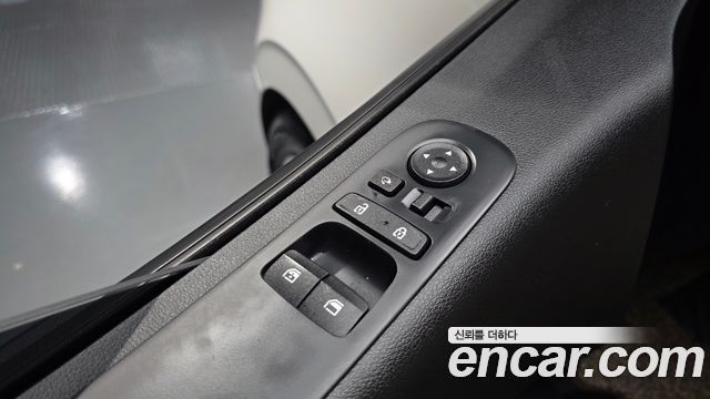 Hyundai Staria 2022 — photo 30