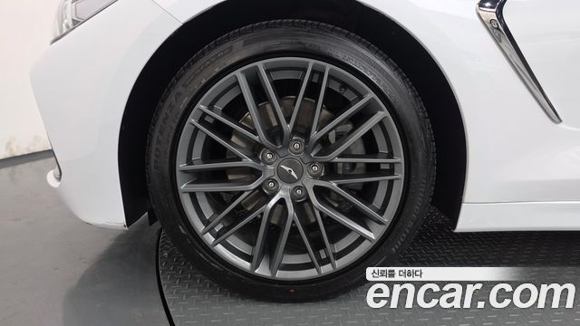 Genesis G70 2018 — photo 7