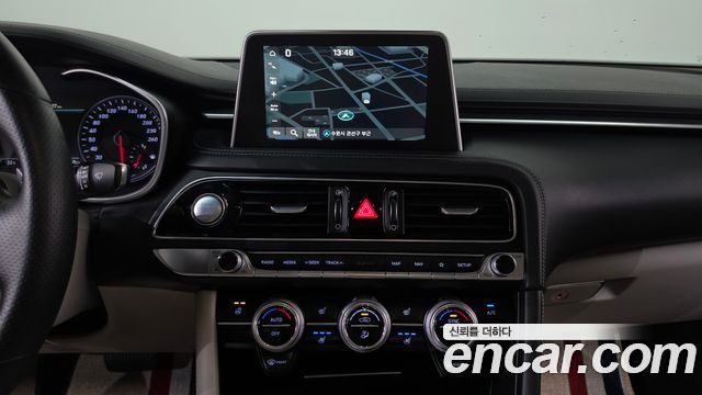 Genesis G70 2018 — photo 13