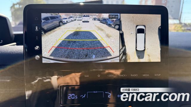 Hyundai Staria 2023 — photo 19
