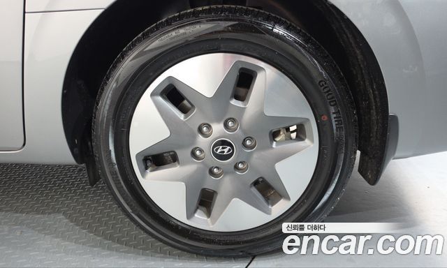 Hyundai Staria 2023 — photo 7