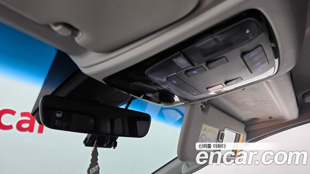 Hyundai Staria 2023 — photo 25