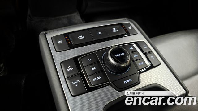 Genesis G80 2020 — photo 26