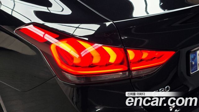 Genesis G80 2020 — photo 9
