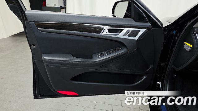 Genesis G80 2020 — photo 14