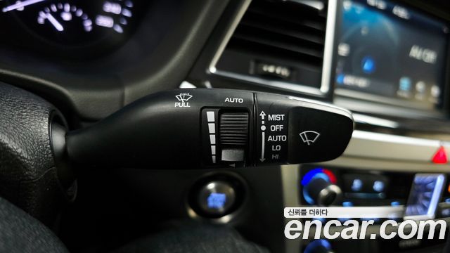 Genesis G80 2020 — photo 28