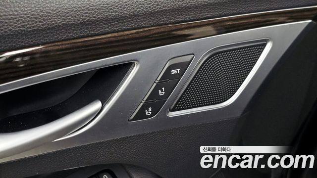 Genesis G80 2020 — photo 30