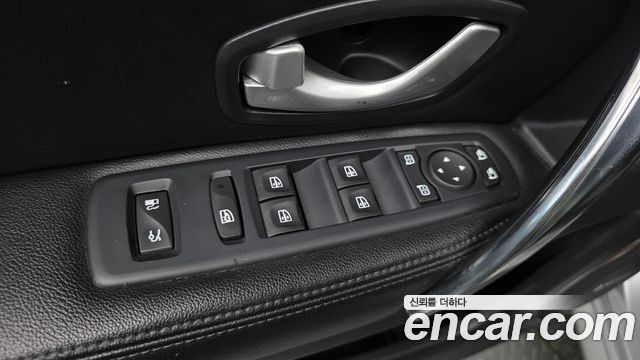 Renault Korea SM5  2012 — photo 17